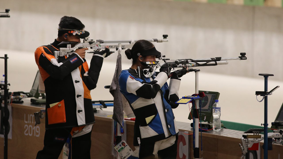 Bronce en equipo mixto de 10m rifle de aire en Lima 2019