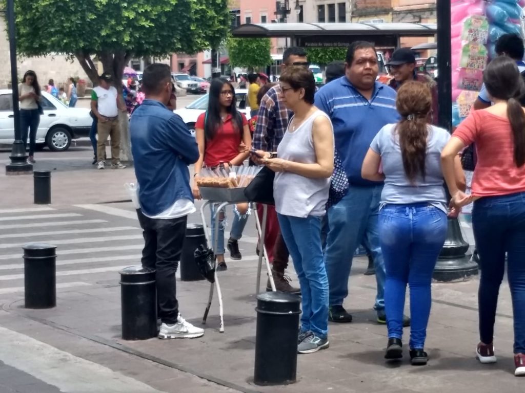 Ambulantes podrían promover amparos para evitar retiro de mercancía