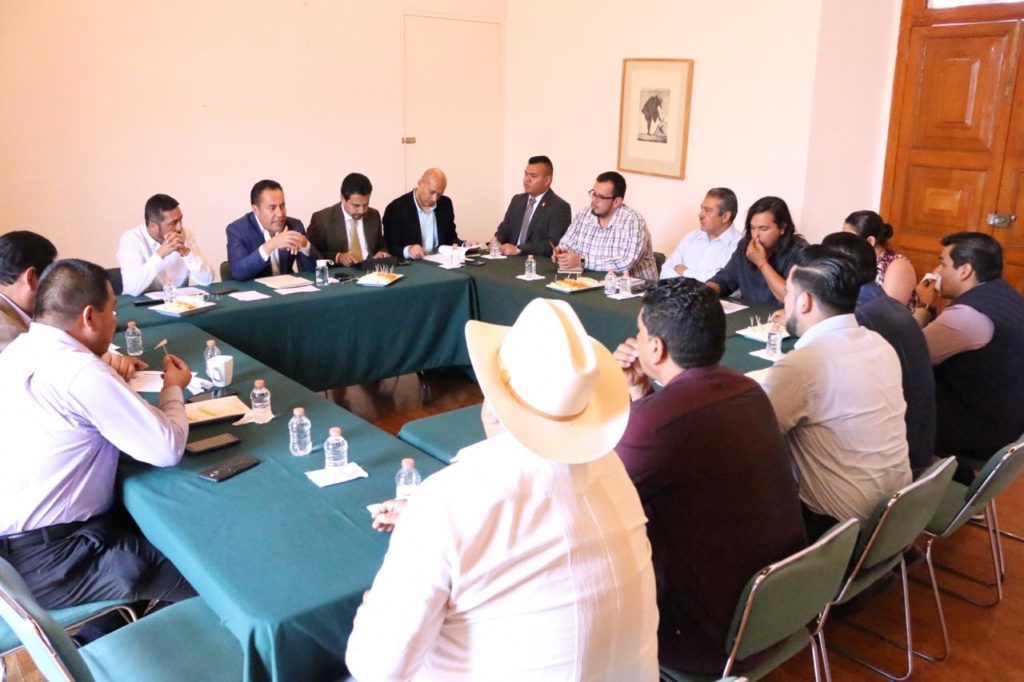 Gobierno estatal atiende a municipios sin sesgos políticos ni partidistas: Carlos Herrera