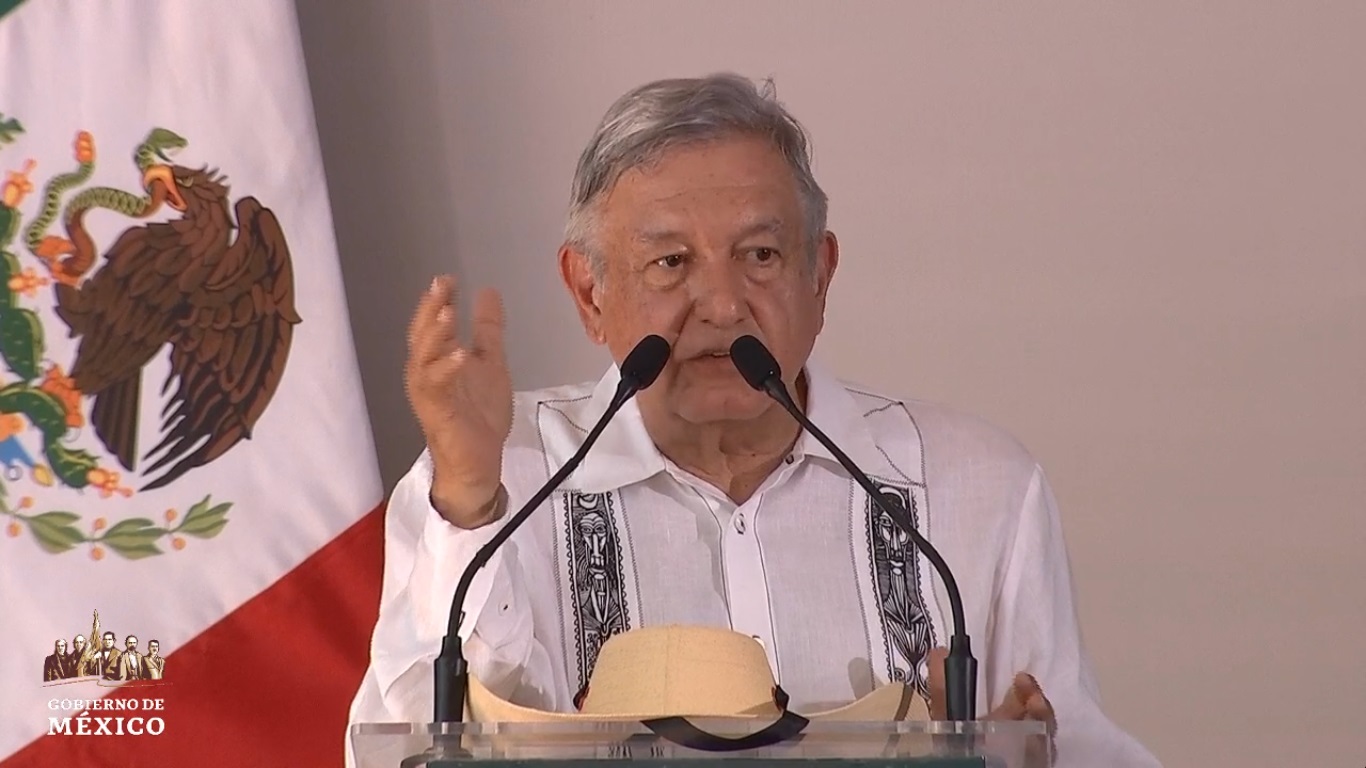 Primero Michoacán, por el bien de la educación en México: AMLO