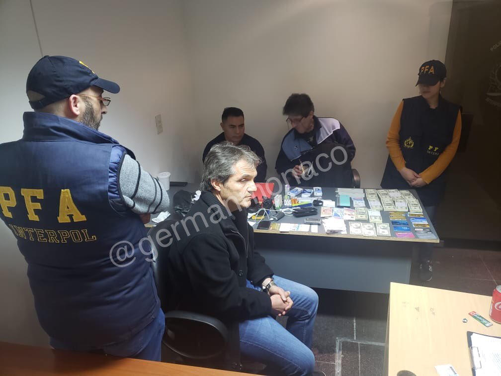 Carlos Ahumada es liberado a dos días de su detención