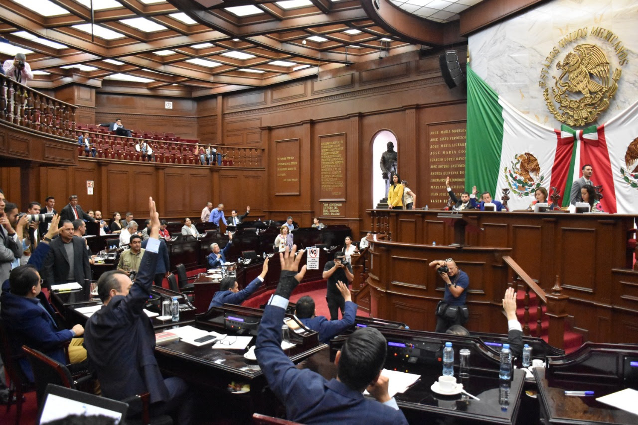 Aprueba pleno legislativo nueva deuda para Michoacán