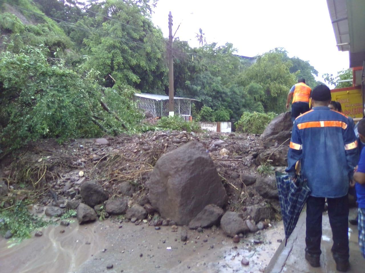 Hasta 50% han bajado niveles de agua en Costa Michoacana