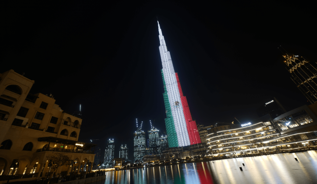 El Burj Khalifa se pinta de verde, blanco y rojo