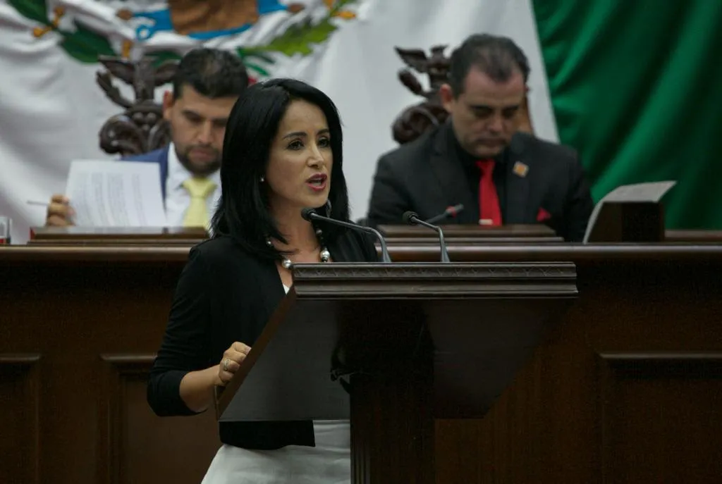 Convoca Lucila Martínez a un frente común por Michoacán