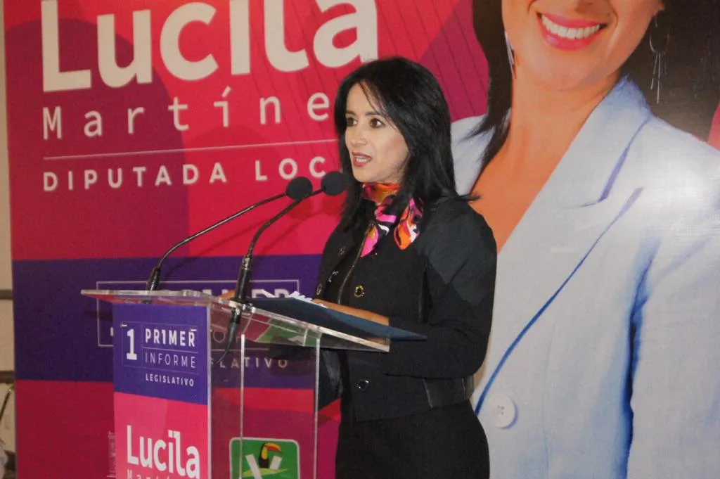 Presenta Lucila Martínez su primer informe de actividades legislativas