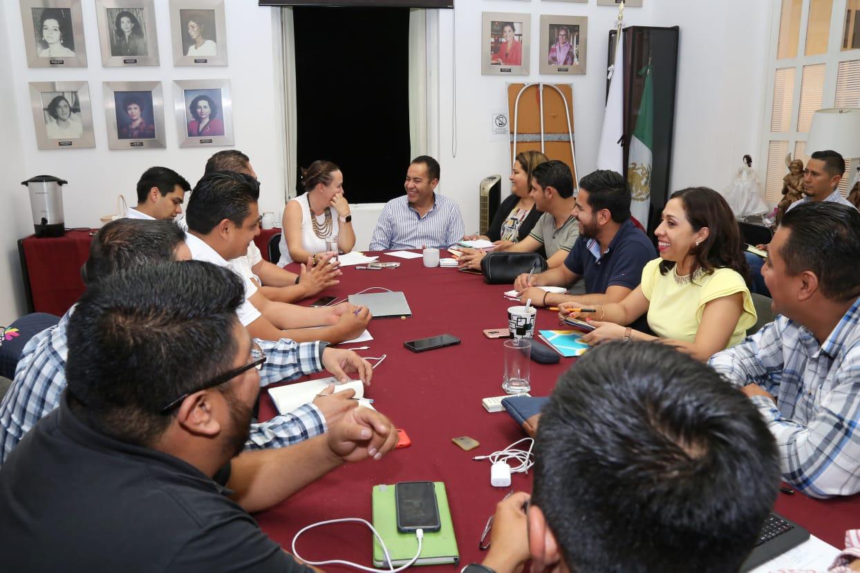 Convoca Carlos Herrera a cuidar a los niños