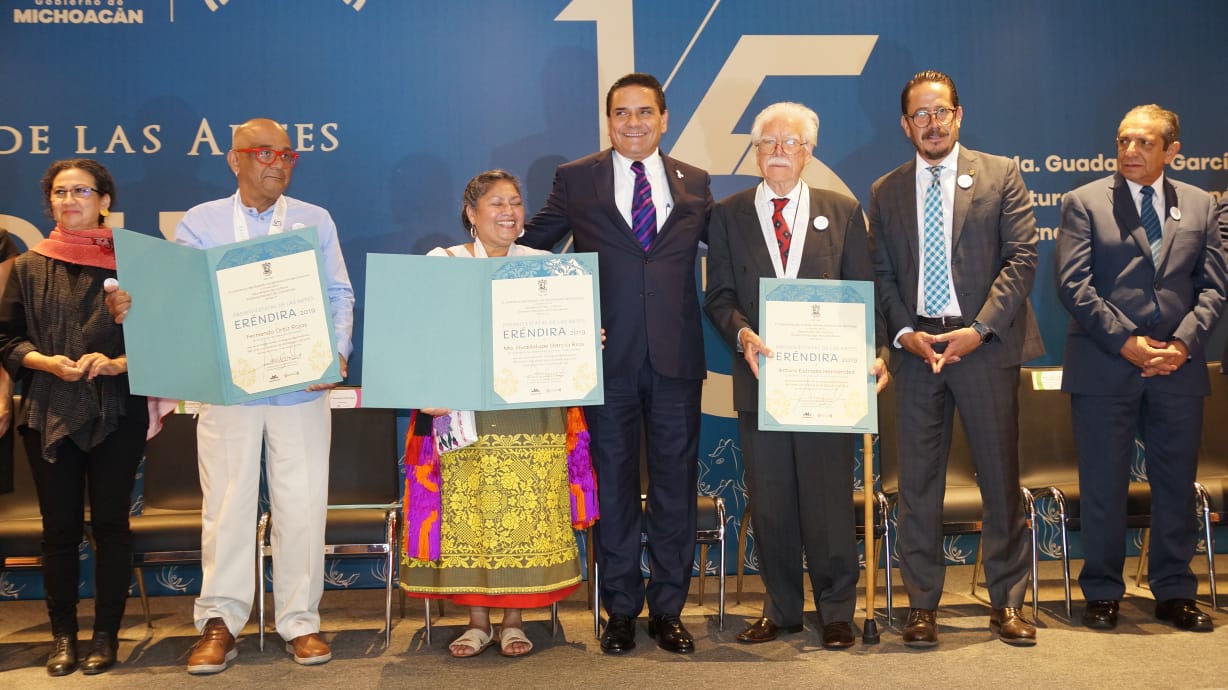 Artes tradicionales, visuales y teatro, se llevan este año el premio Eréndira