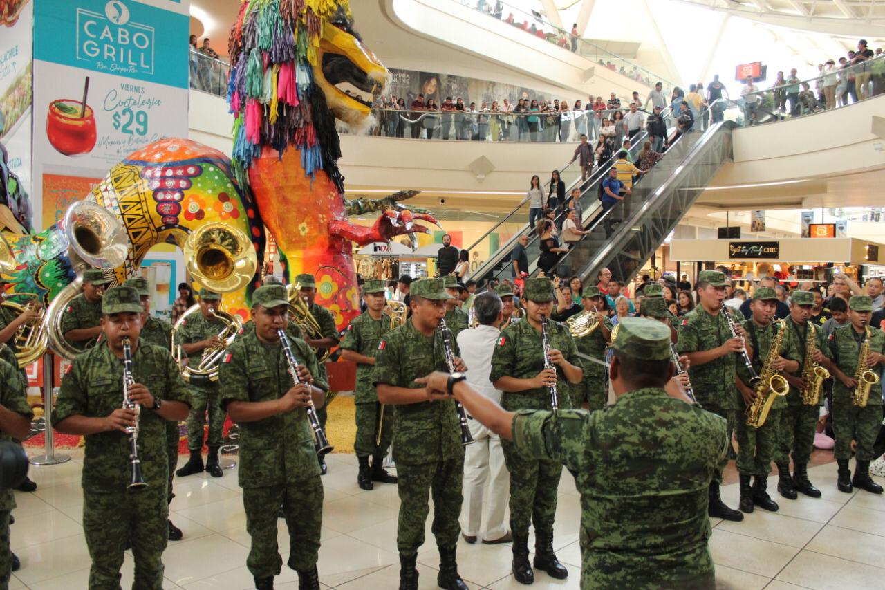 Militares lo vuelven a hacer ¡ponen a bailar a Morelia!