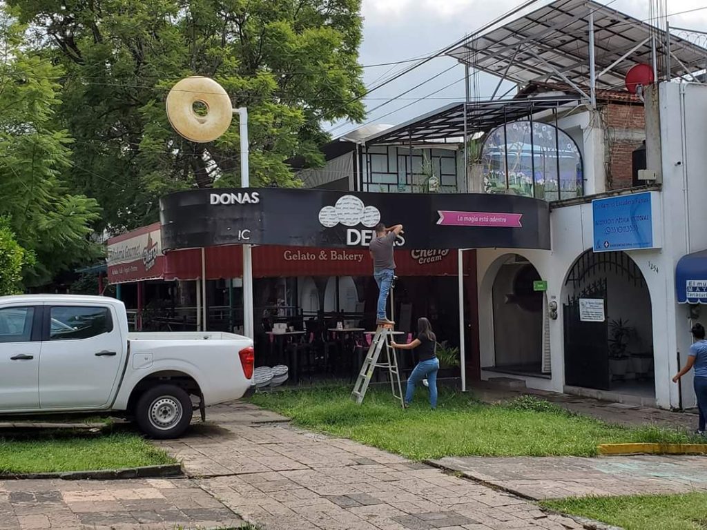 Morón analizará caso de bolardos en calle Brasil