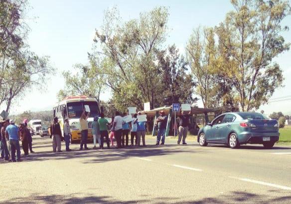 SUEUM radicaliza acciones; cierra carretera Morelia-Zinapécuaro