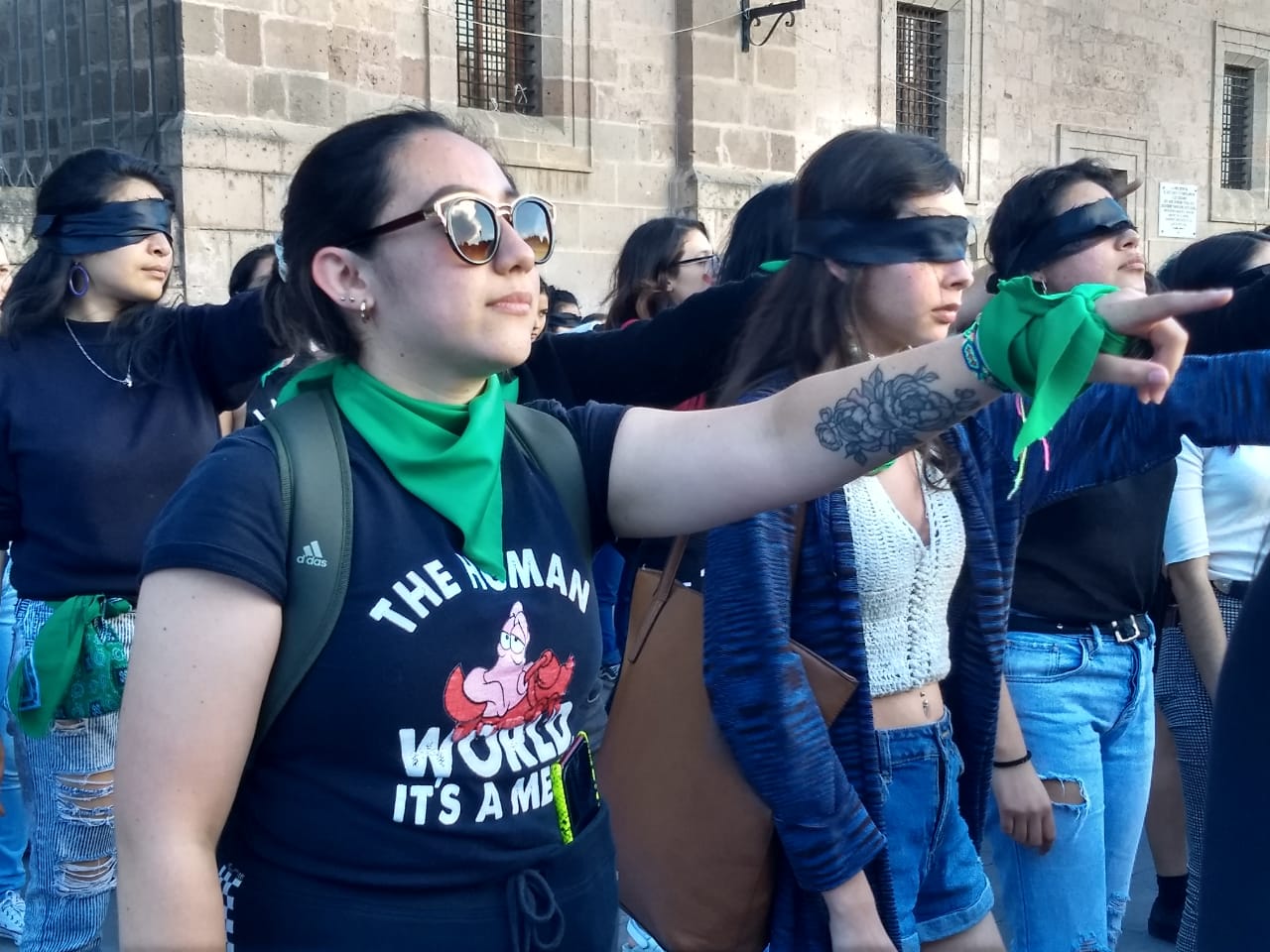 Mujeres no requieren mi permiso para participar en el paro: diputado