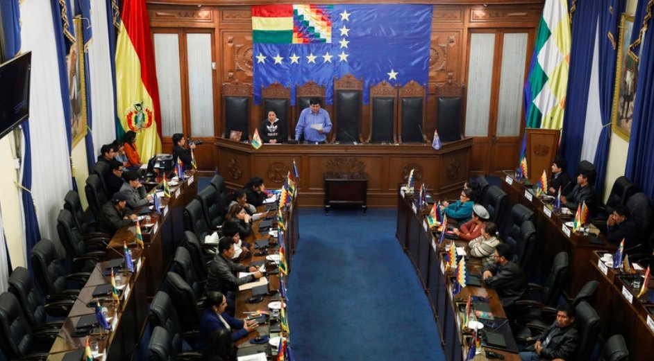 Aprueban ley para convocar elecciones en Bolivia
