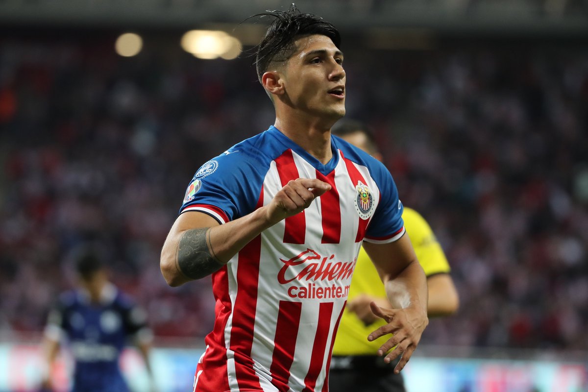 Suma victoria el Chivas ante Querétaro