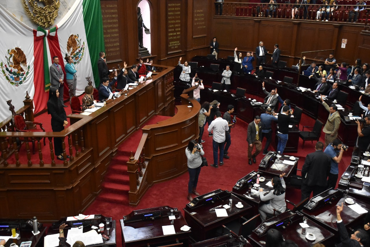 Exhortan diputados a autoridades para que actualicen reglamentos de tránsito