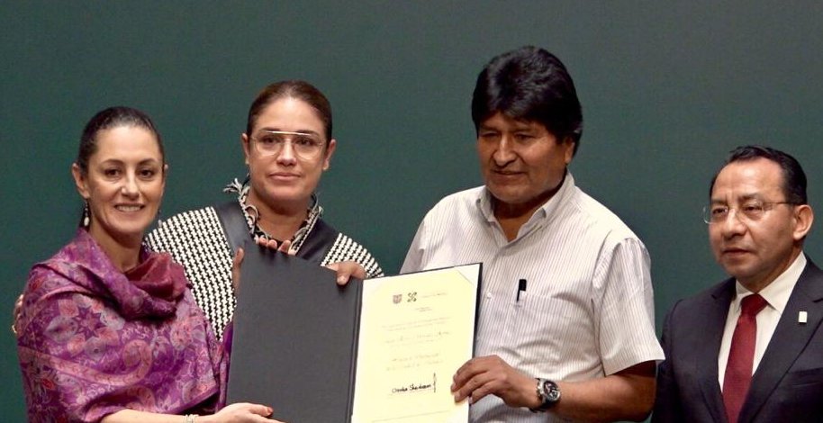 Evo Morales es declarado Huésped Distinguido de la CDMX