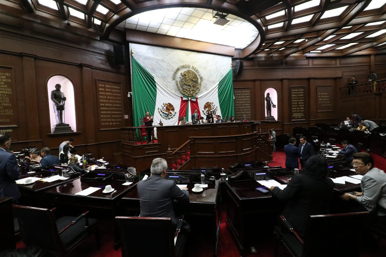 Aprueban 20 Leyes de Ingresos de municipios