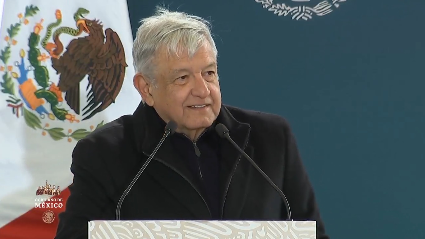 CFE lista para abastecer energía si no hay inversión privada: AMLO