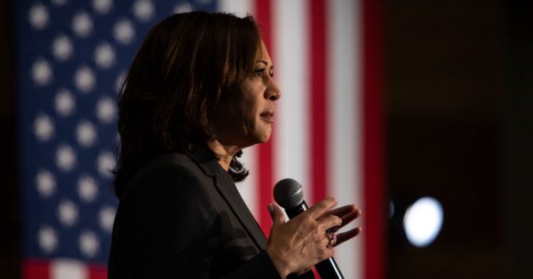 Se retira Kamala Harris de la carrera presidencial de EU