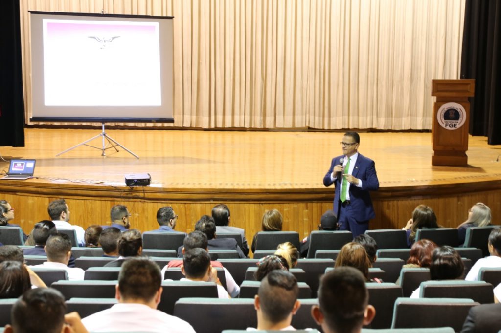 Culmina FGE, curso “Tópicos Constitucionales del Sistema Acusatorio”