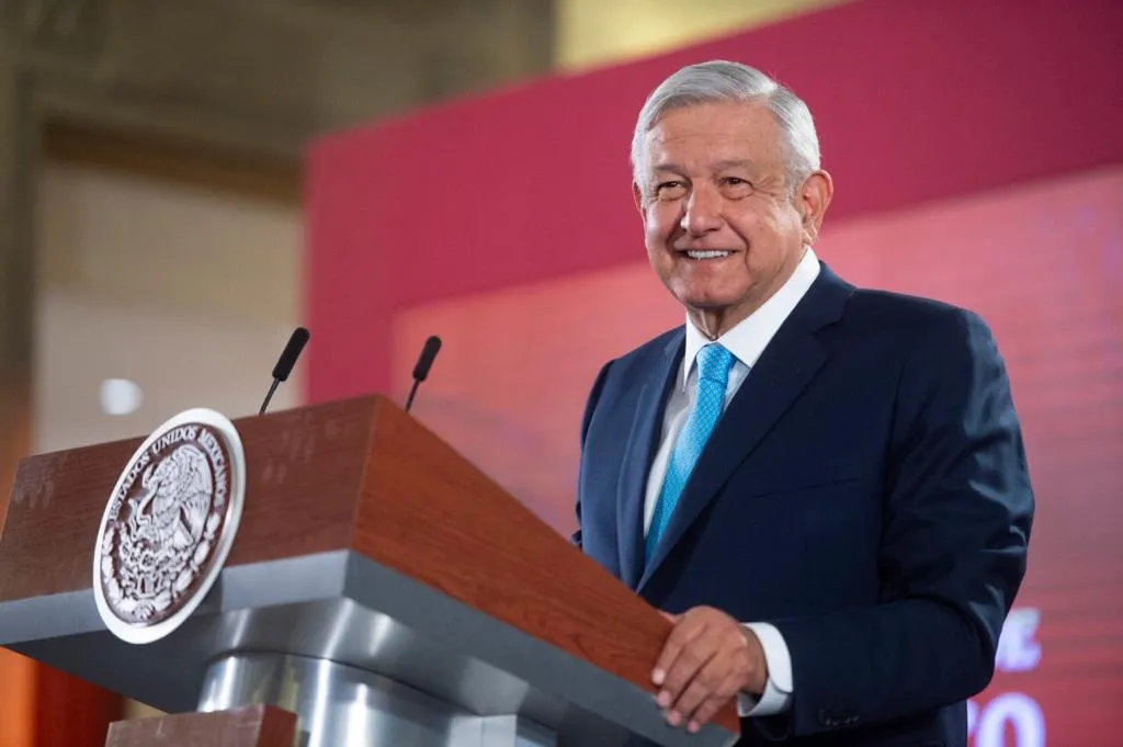 Volvería a saludar a mamá del Chapo: AMLO a Calderón