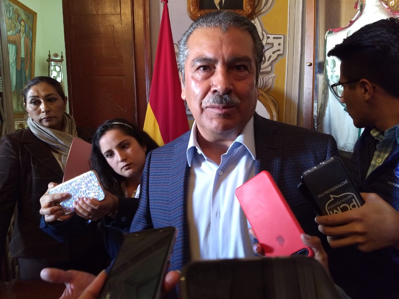 Pide Morón denunciar casos de acoso en ayuntamiento