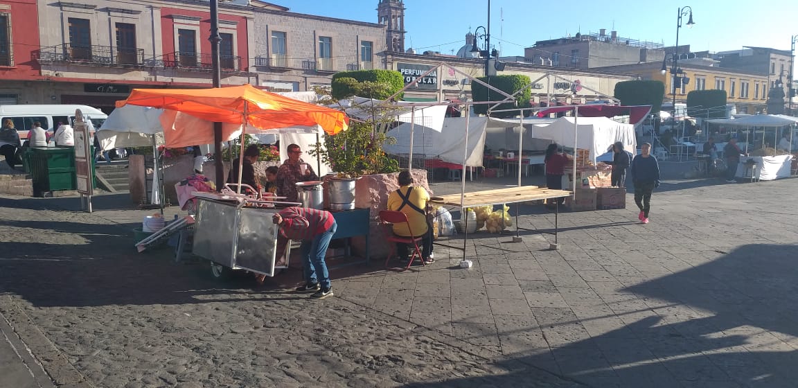 309 ambulantes se instalan en el centro histórico de Morelia