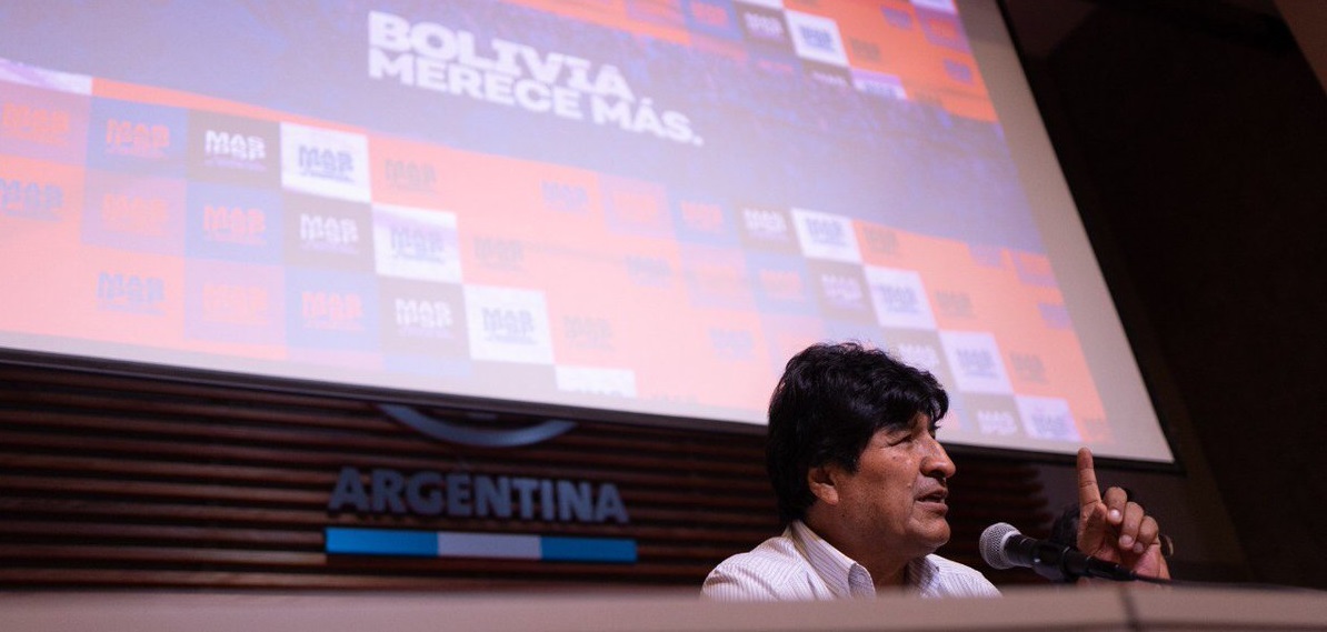 Se queja Evo Morales de su inhabilitación como candidato