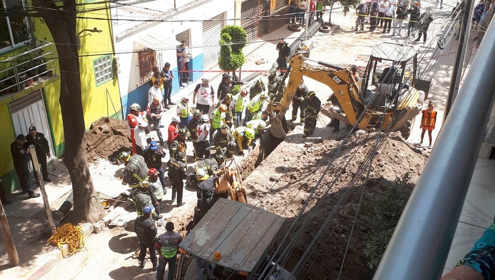 Trabajador muere por derrumbe en CDMX