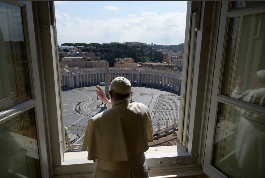 Pide Papá Francisco cadena de oración ante coronavirus