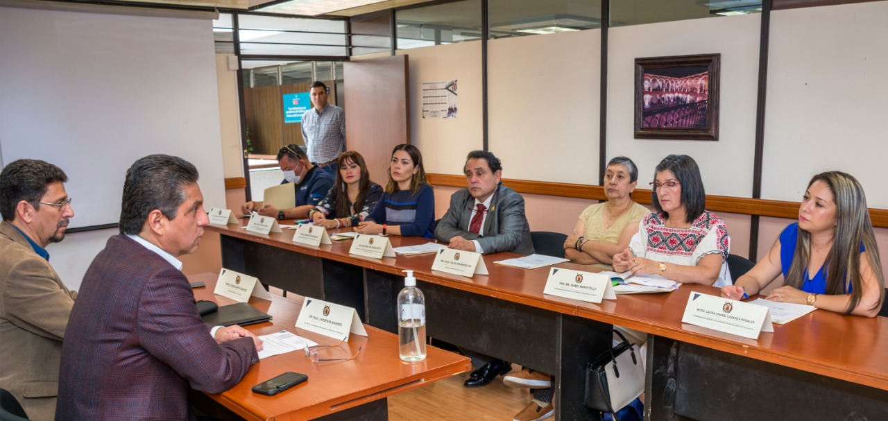 Rector Raúl Cárdenas toma protesta a integrantes del Comité de Salud Institucional de la UMSNH