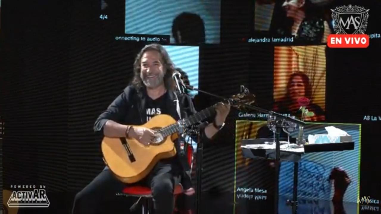 El Buki festeja a las mamás del mundo