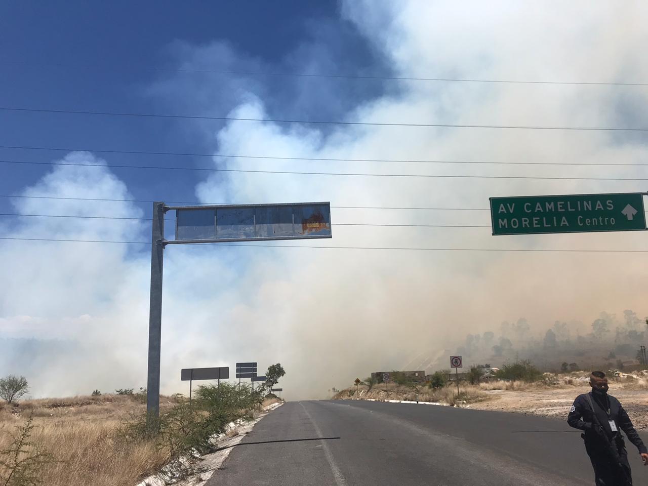 Incendio en Ramal Camelinas podría ser controlado en unas horas: PC municipal