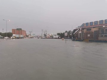 Más de 500 personas llegan a refugios en Campeche ante inundaciones por "Cristóbal"