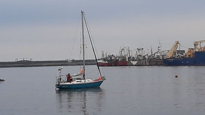 Argentino cruza el Atlántico en velero para ver a sus padres