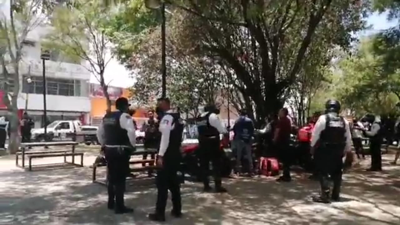 Por impedir tránsito, retiran motos del Boulevard García de León