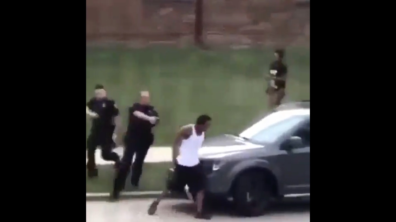 Desata ola de protestas nuevo ataque policial contra afroamericano en EU