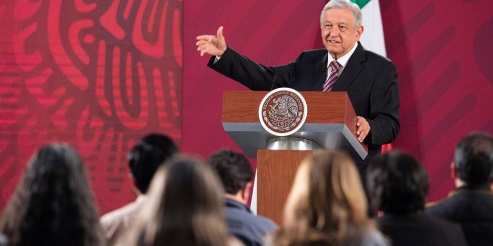 AMLO no descarta solicitar juicio a expresidentes