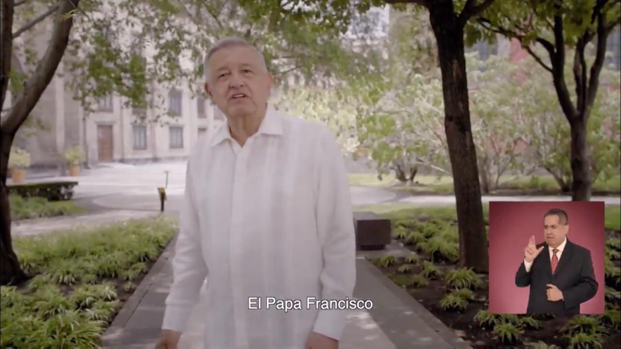 Dice Papa Francisco que ayudar a los pobres no es comunismo: AMLO