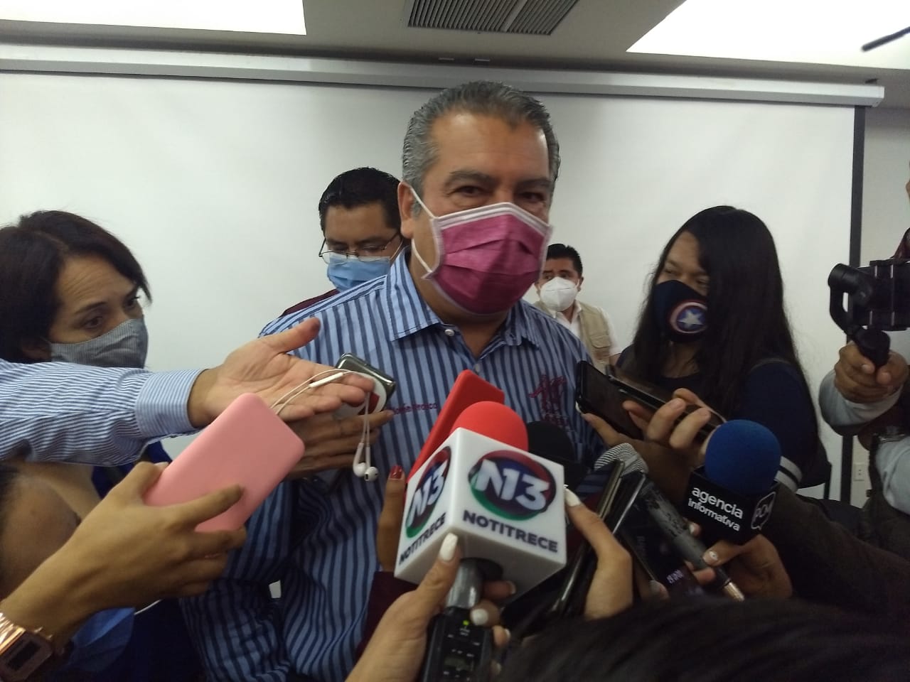 No permitiremos el cierre de bares, antros, plazas públicas y tianguis: Morón