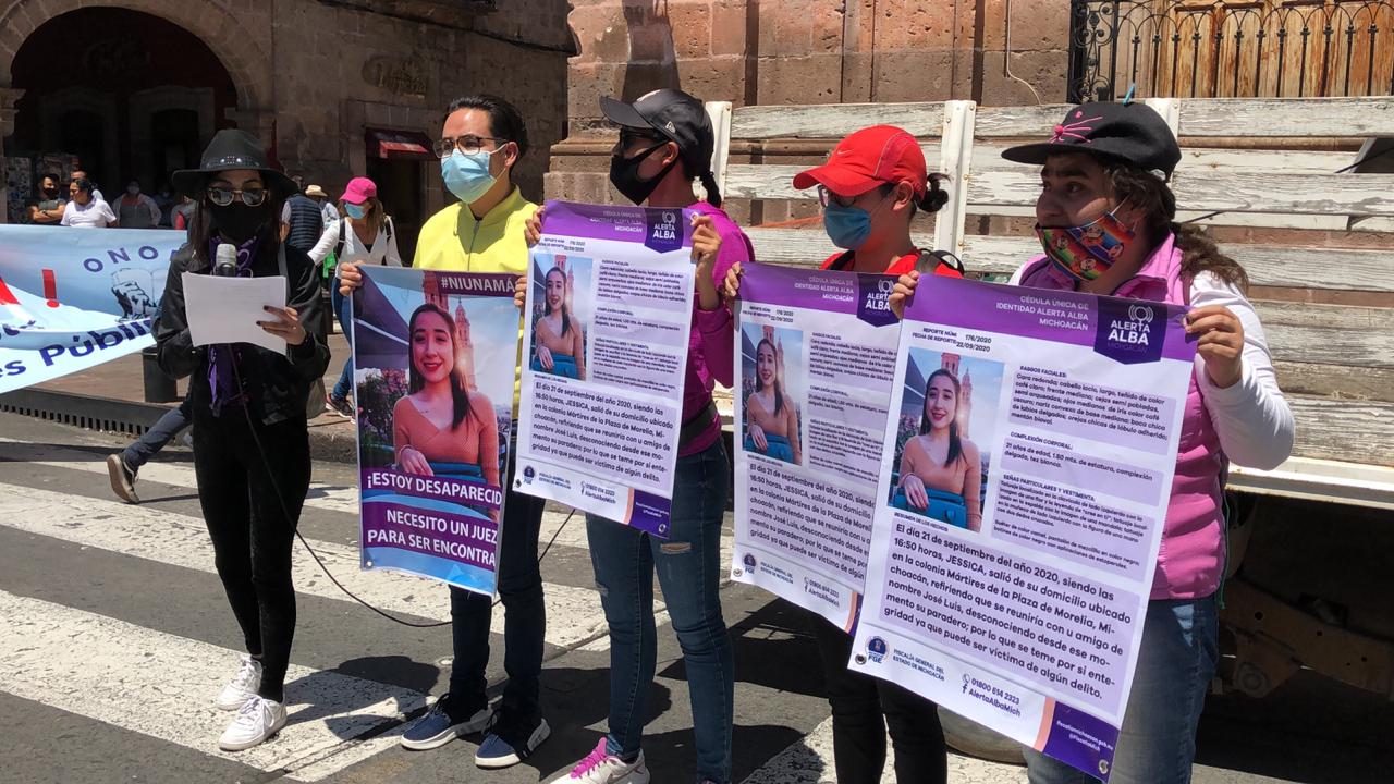Con manifestación, familiares y feministas exigen a gobiernos localizar a Jessica