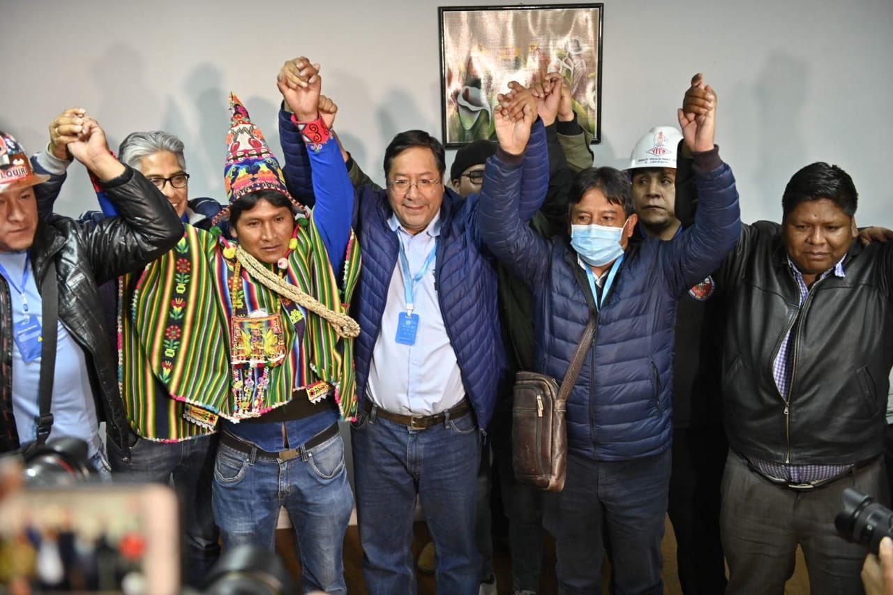 Reconoce Carlos Mesa triunfo de Arce en Bolivia