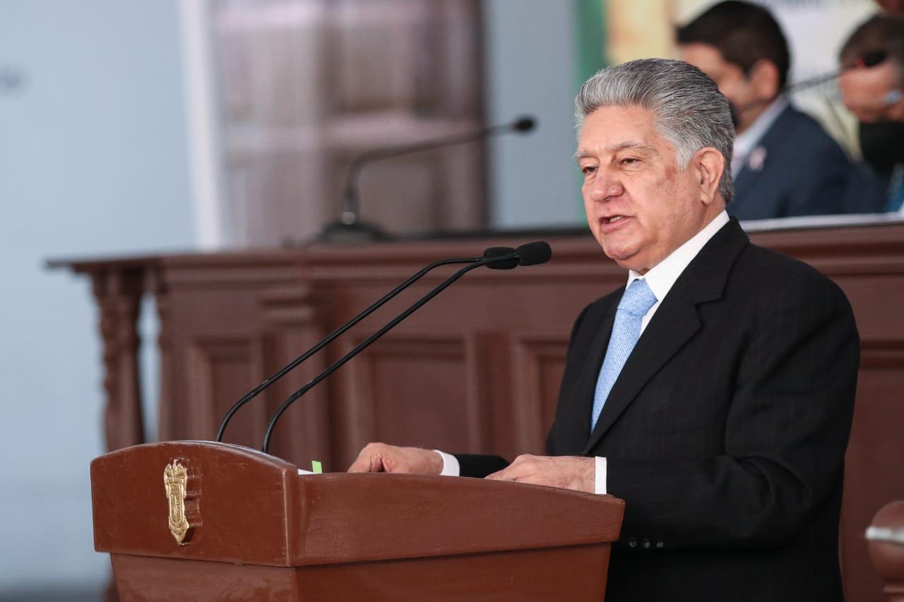 La división de Poderes en México rueda por el suelo diputado del PRI