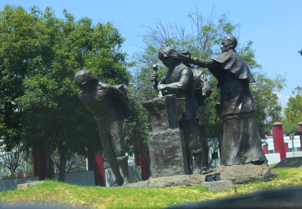 Piden conservar monumento "Los Constructores"