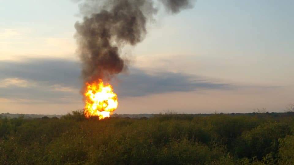 Reportan explosión de gasoducto de Pemex en NL