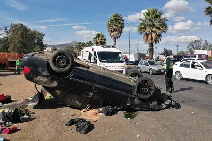 Accidentes viales dejan al menos 6 muertos