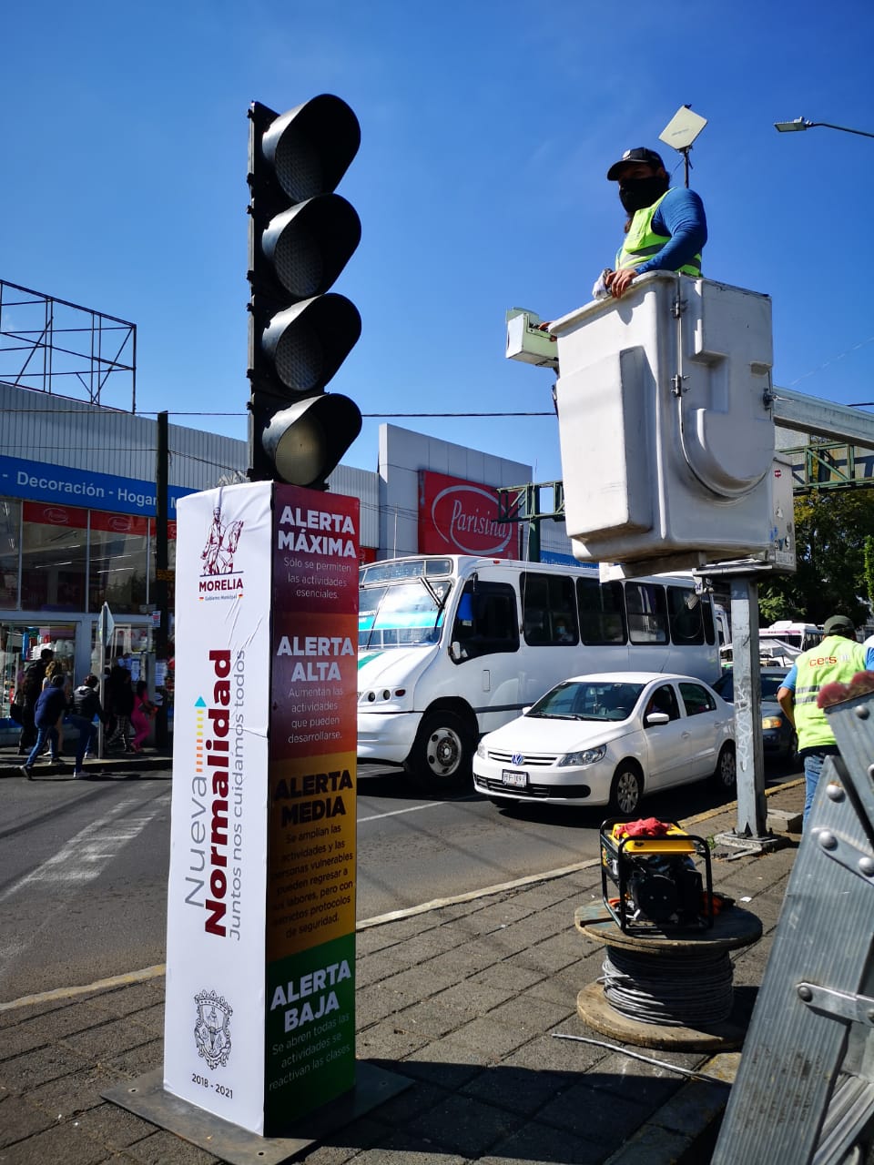 Instalarán semáforo epidemiológico en plazas