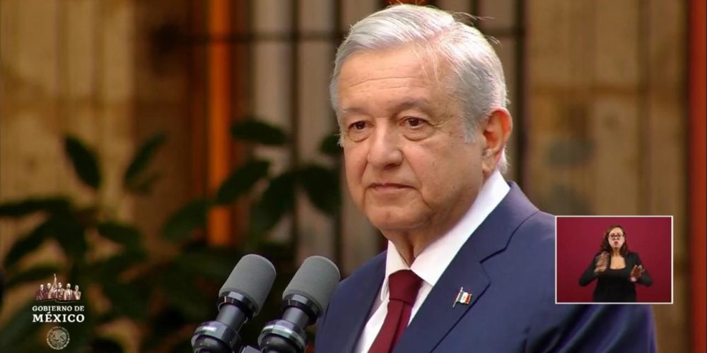 Reconoce AMLO error en documento del apagón de CFE