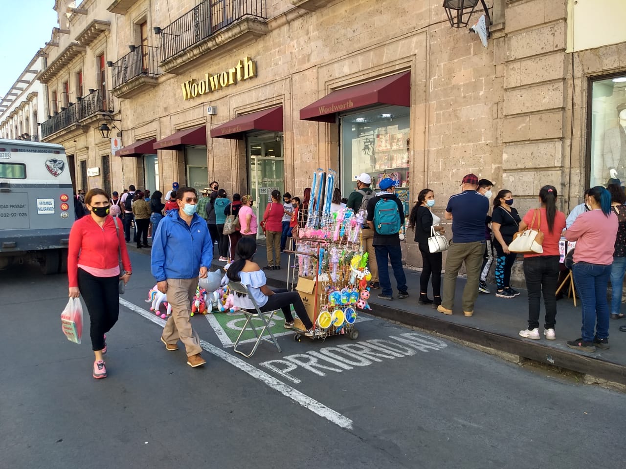 Reyes Magos abarrotan tiendas de juguetes