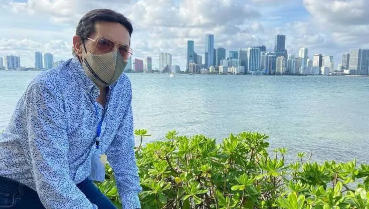 Alcalde de Miami condena actitud de Origel